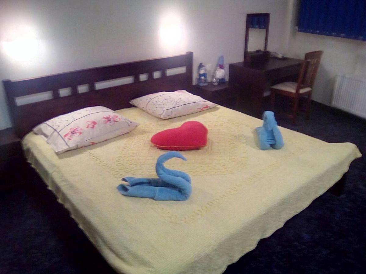 Tanagra Hotel Vilnius Kültér fotó