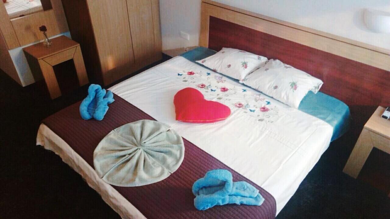 Tanagra Hotel Vilnius Kültér fotó