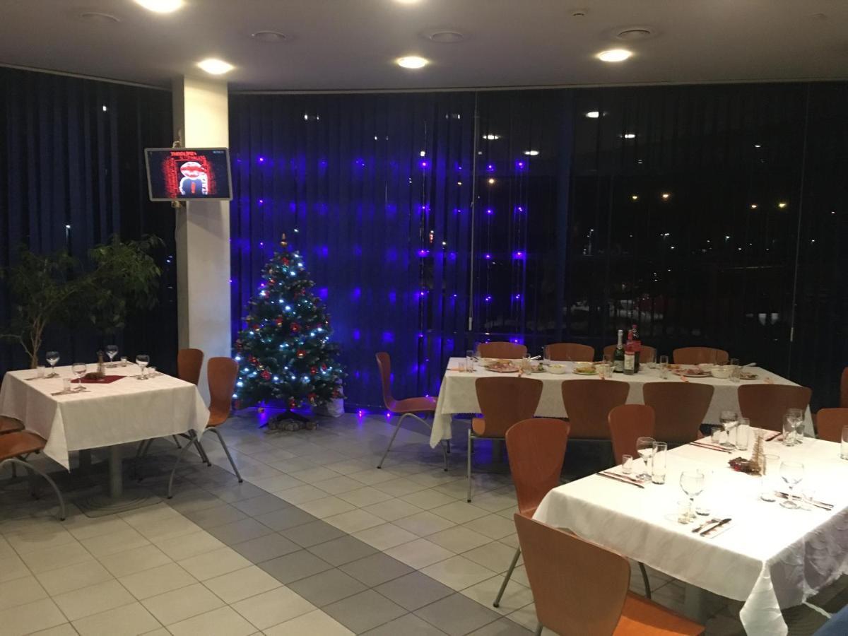 Tanagra Hotel Vilnius Kültér fotó